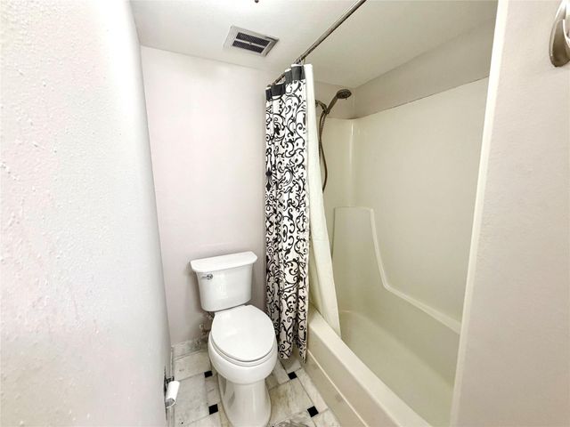 359 N Post Oak Lane 118, Houston, TX 77024
