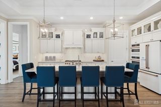 10 Mount Drive HD, Plainsboro, NJ 08536