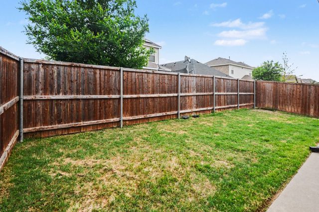 5520 Yarborough Drive, Forney, TX 75126