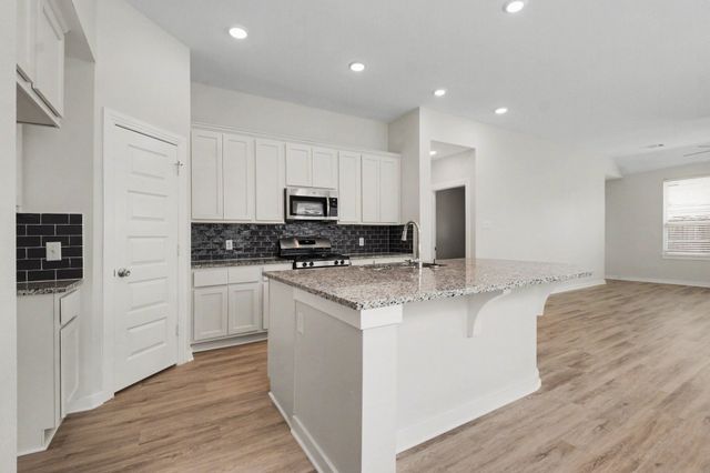 5520 Yarborough Drive, Forney, TX 75126