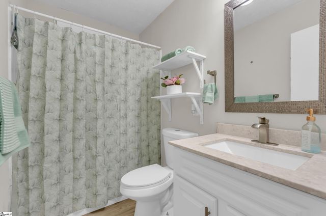 505 Kenmore Drive, Piedmont, SC 29673