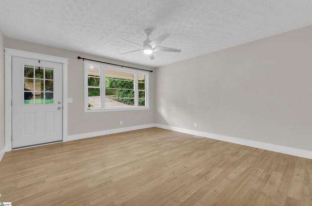 505 Kenmore Drive, Piedmont, SC 29673
