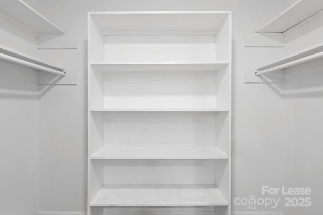 7201 Leaves Lane, Charlotte, NC 28213