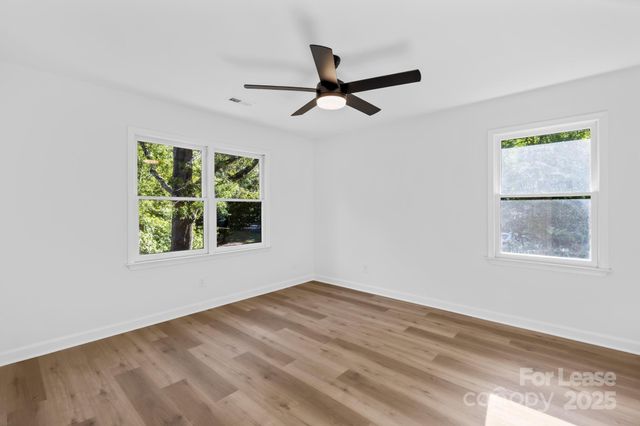 7201 Leaves Lane, Charlotte, NC 28213