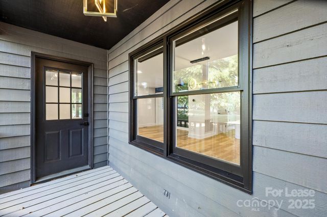 7201 Leaves Lane, Charlotte, NC 28213