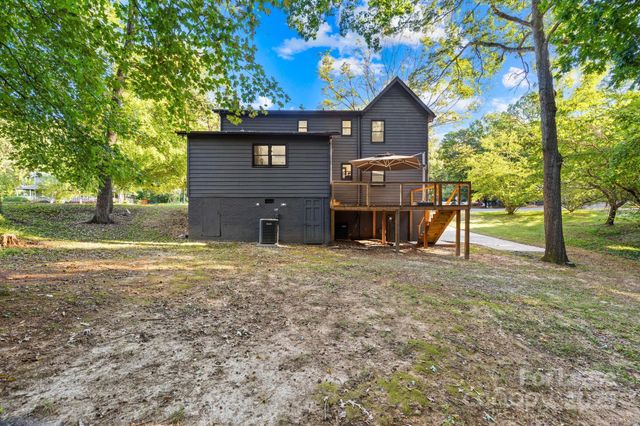 7201 Leaves Lane, Charlotte, NC 28213
