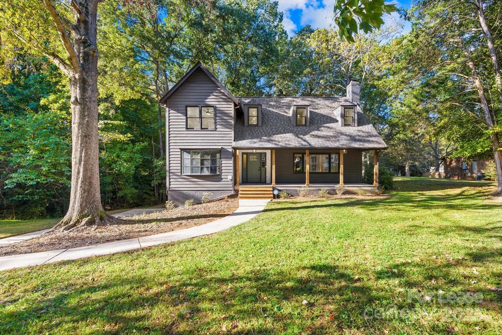 7201 Leaves Lane, Charlotte, NC 28213