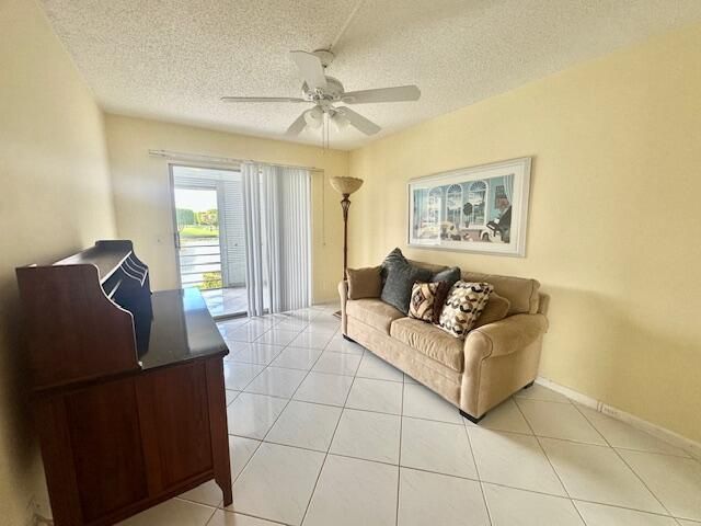 2034 Newcastle, Boca Raton, FL 33434
