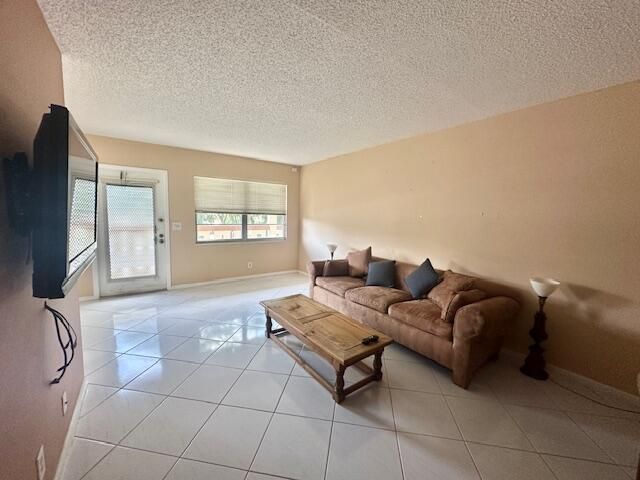 2034 Newcastle, Boca Raton, FL 33434