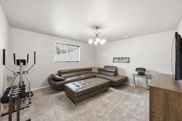 1566 66th Avenue S, Fargo, ND 58104