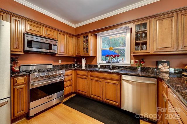 180 Paw Paw Cove 3, Sylva, NC 28779