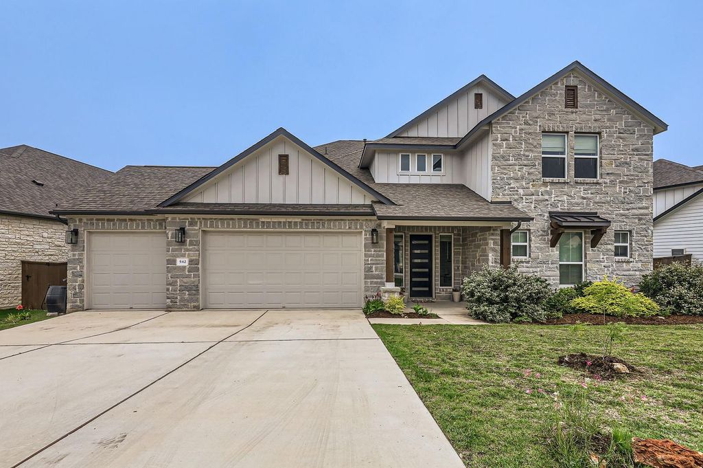 542 Round Valley TRL, Liberty Hill, TX 78642