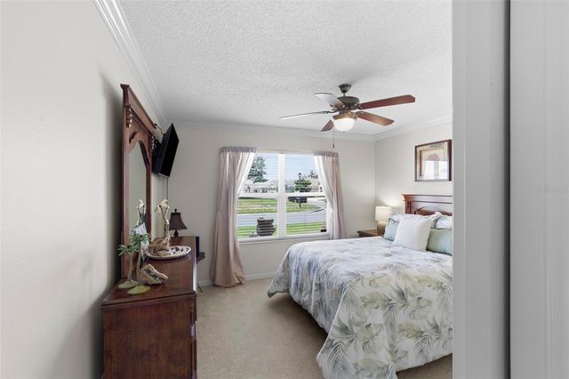 637 SALEM PLACE, The Villages, FL 32162