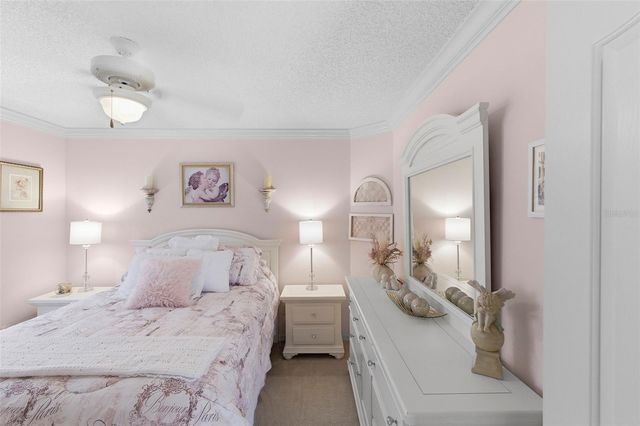 637 SALEM PLACE, The Villages, FL 32162