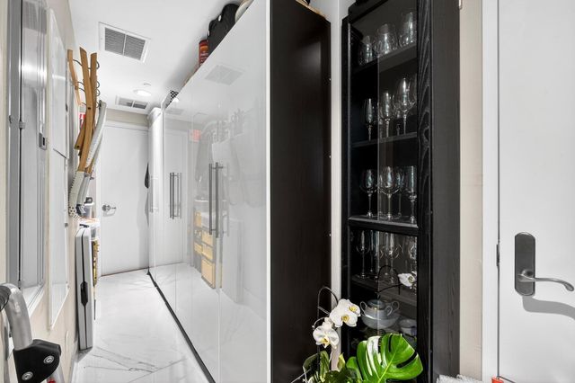 101 S Fort Lauderdale Beach Boulevard 1707, Fort Lauderdale, FL 33316