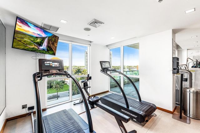 101 S Fort Lauderdale Beach Boulevard 1707, Fort Lauderdale, FL 33316