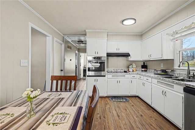 105 Vineyard Place, Griffin, GA 30223