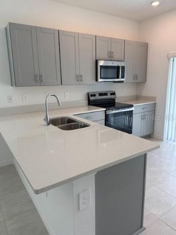 2927 SKYLINE LOOP, Kissimmee, FL 34758