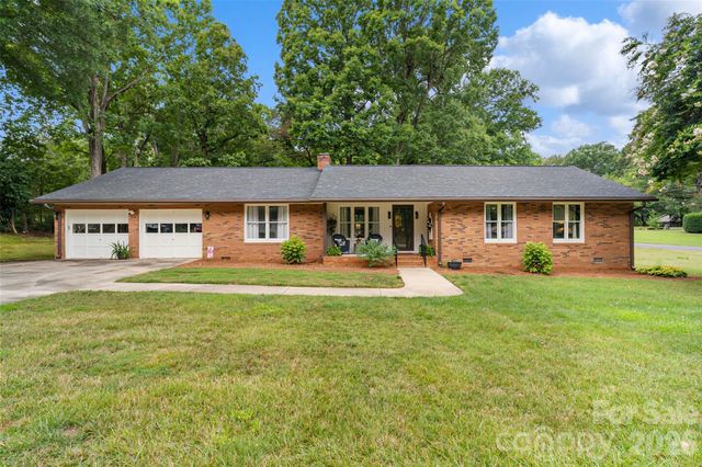 400 S Westover Drive, Monroe, NC 28112