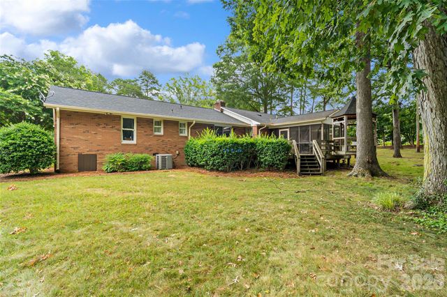 400 S Westover Drive, Monroe, NC 28112