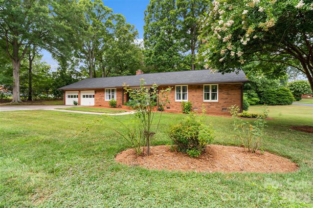 400 S Westover Drive, Monroe, NC 28112