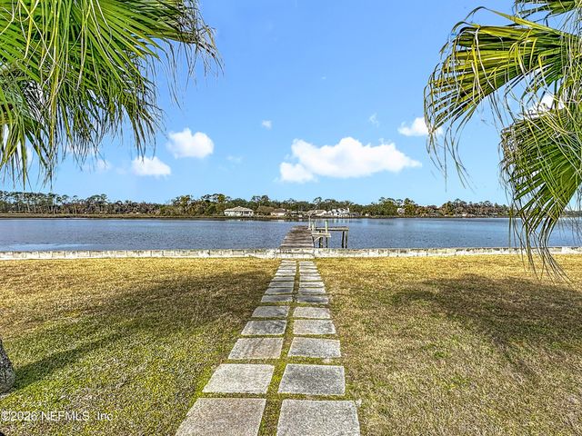 8561 CONCORD Court, Jacksonville, FL 32208