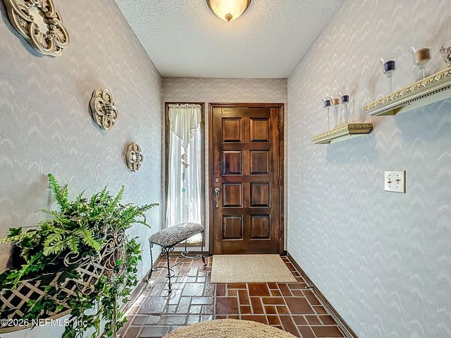 8561 CONCORD Court, Jacksonville, FL 32208