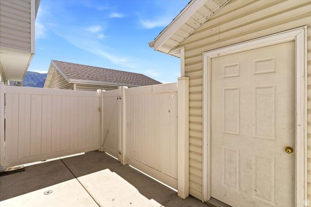 1985 N 425 W, Harrisville, UT 84414
