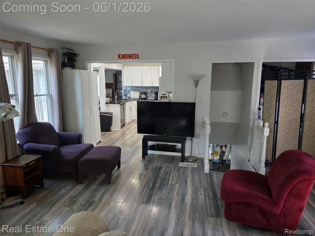 5607 Loveland Street, West Bloomfield Charter Township, MI 48322