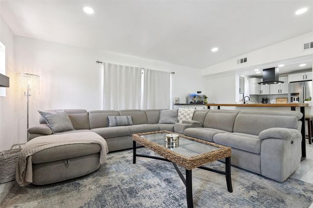 1915 WEBER STREET, Orlando, FL 32803