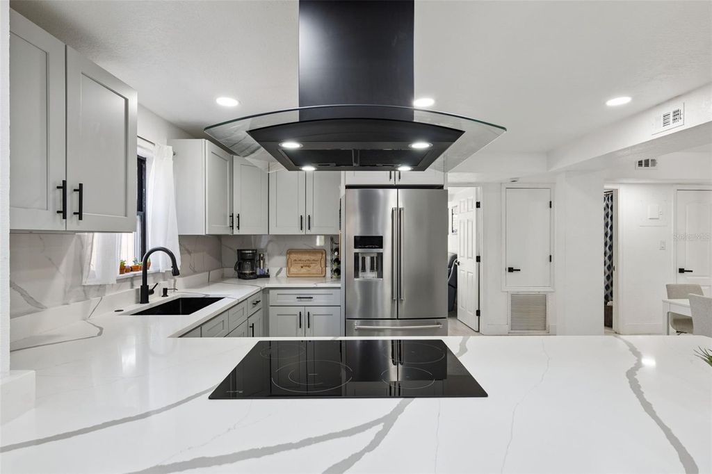Image 13 of property listing at 1915 WEBER STREET, Orlando, FL 32803