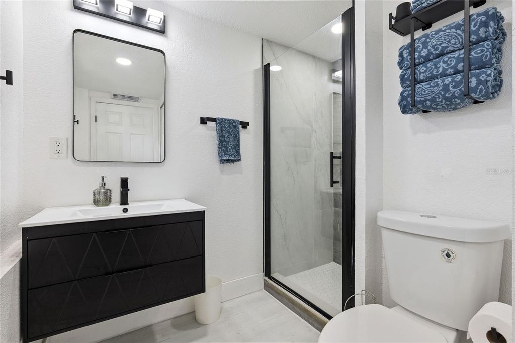 Image 20 of property listing at 1915 WEBER STREET, Orlando, FL 32803