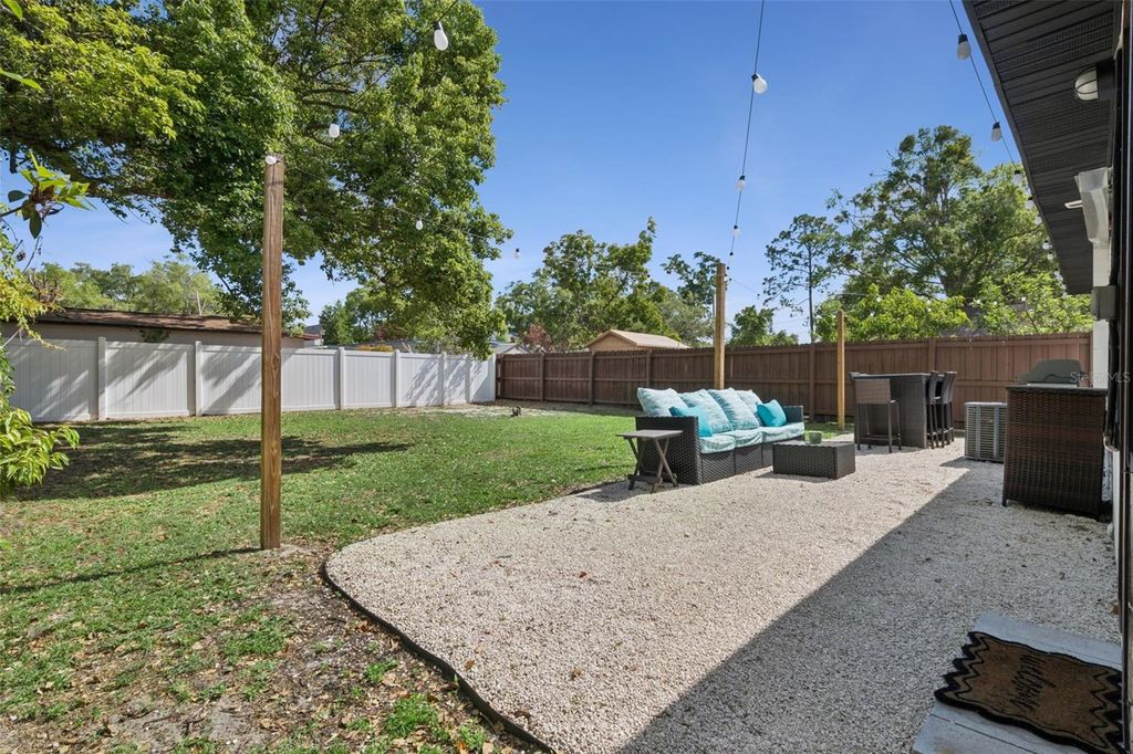 Image 30 of property listing at 1915 WEBER STREET, Orlando, FL 32803