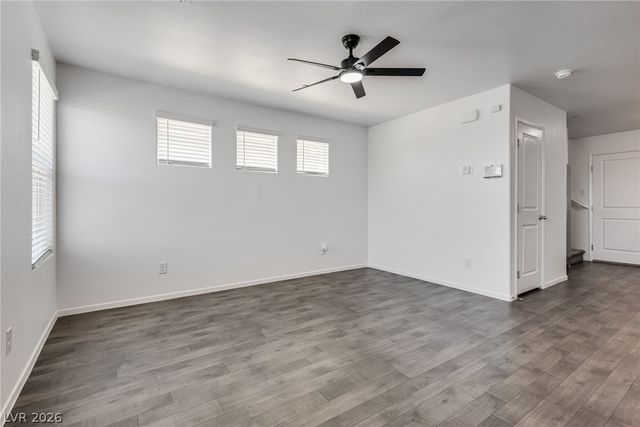 1114 Scarlet Sparrow Street, Henderson, NV 89011