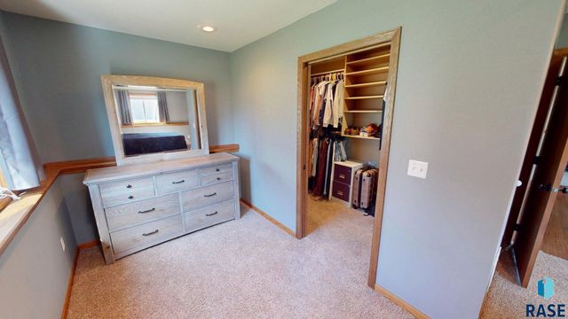 302 Lilac Ave Avenue, Aurora, SD 57002