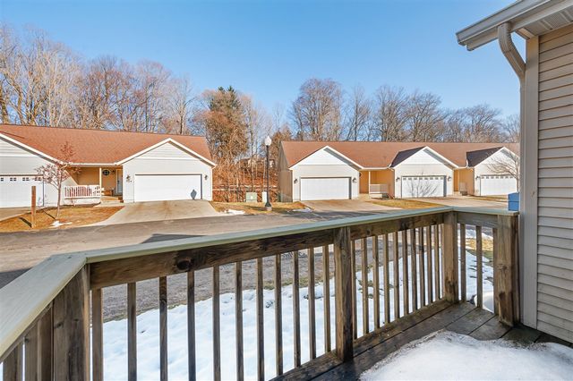 718 Tioga Park Drive, Big Rapids, MI 49307