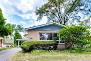349 Park Drive, Northbrook, IL 60062