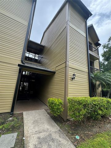 1908 LAKE ATRIUMS CIRCLE 24, Orlando, FL 32839
