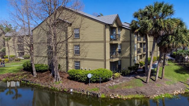 1908 LAKE ATRIUMS CIRCLE 24, Orlando, FL 32839