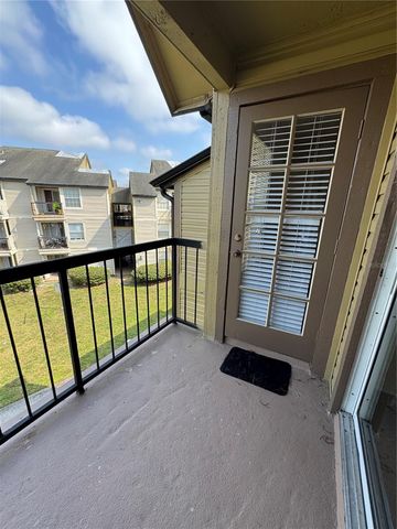 1908 LAKE ATRIUMS CIRCLE 24, Orlando, FL 32839