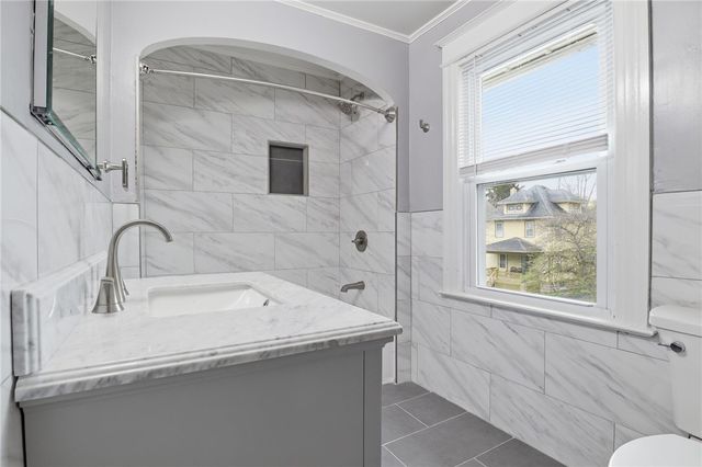 148 Dove Street, Rochester, NY 14613
