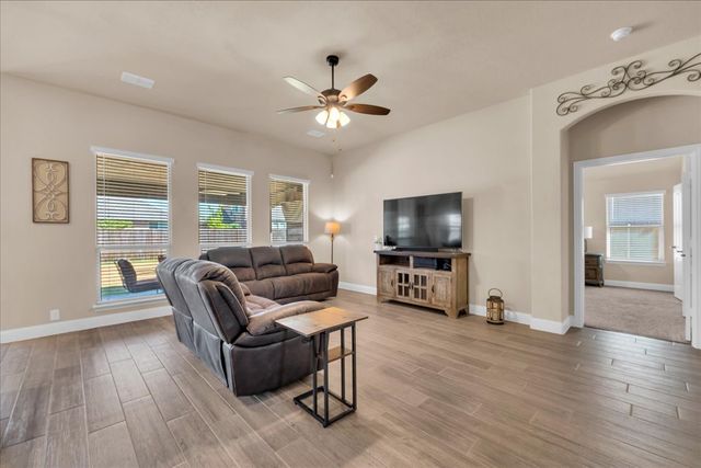 312 Brooklyn Lane, Ponder, TX 76259