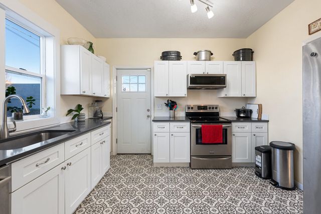 2012 N Ruby St, Spokane, WA 99207