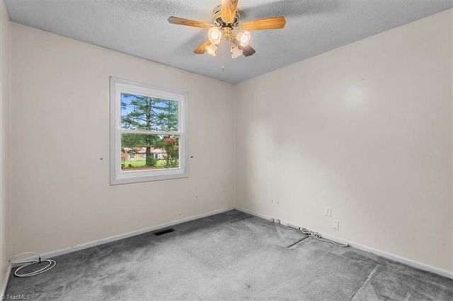 545 Maplewood Circle, Liberty, NC 27298