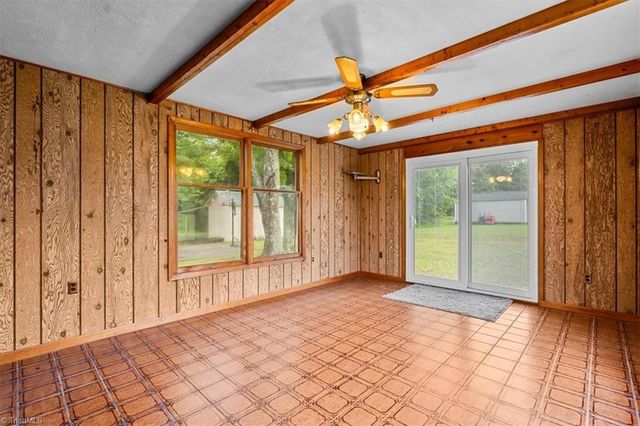 545 Maplewood Circle, Liberty, NC 27298