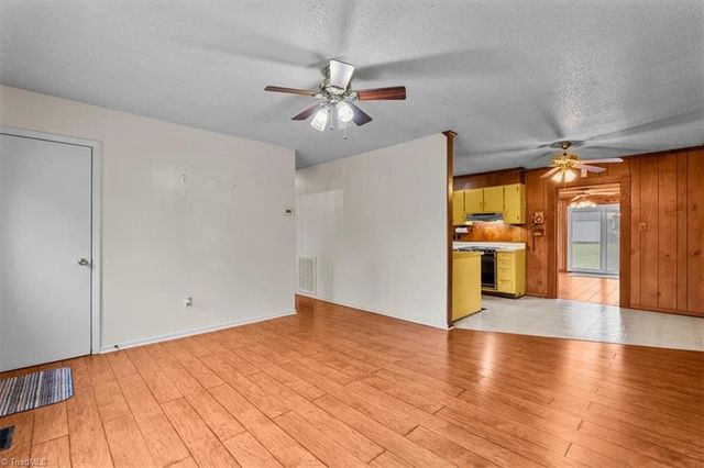 545 Maplewood Circle, Liberty, NC 27298