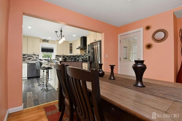 631 concord Circle, Ewing, NJ 08618