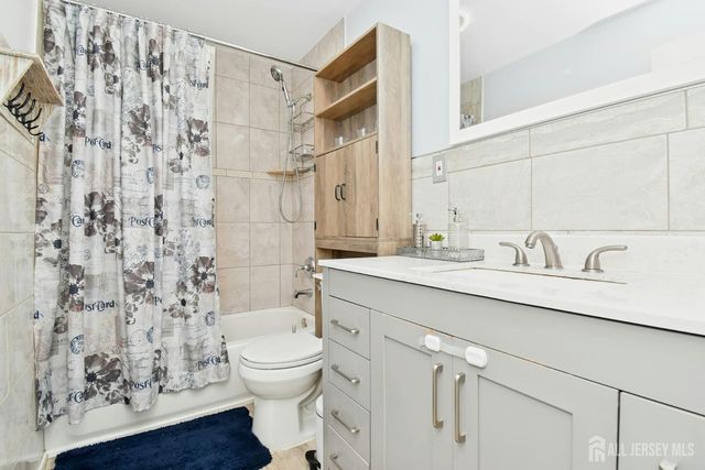 631 concord Circle, Ewing, NJ 08618