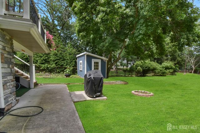631 concord Circle, Ewing, NJ 08618
