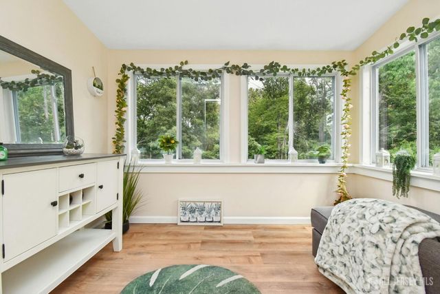 631 concord Circle, Ewing, NJ 08618